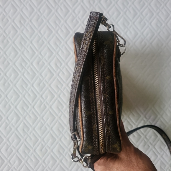 Louis Vuitton Vintage Classic Monogram Danube Small Crossbody Bag - Picture 6 of 12
